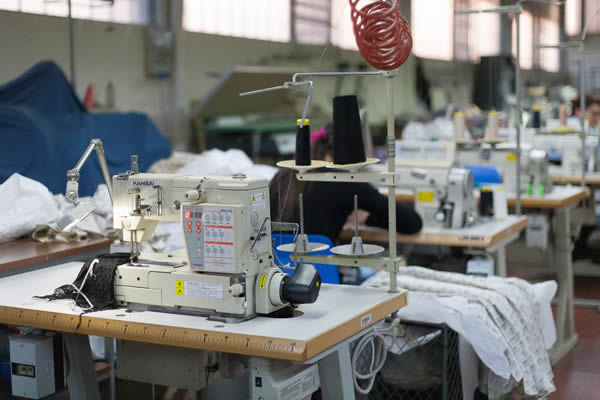 PRODUZIONE CONTO TERZI ALTA MODA